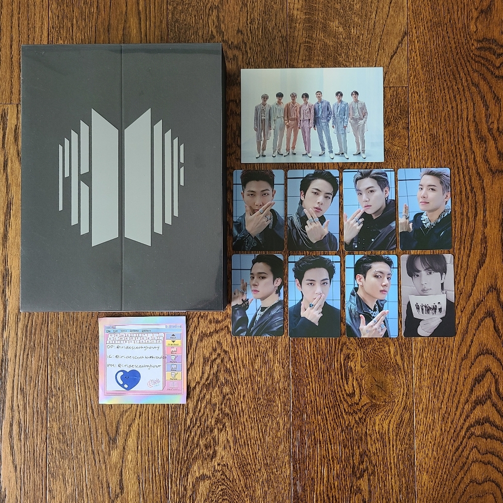 K-Pop Collector's Media CD Set - Black